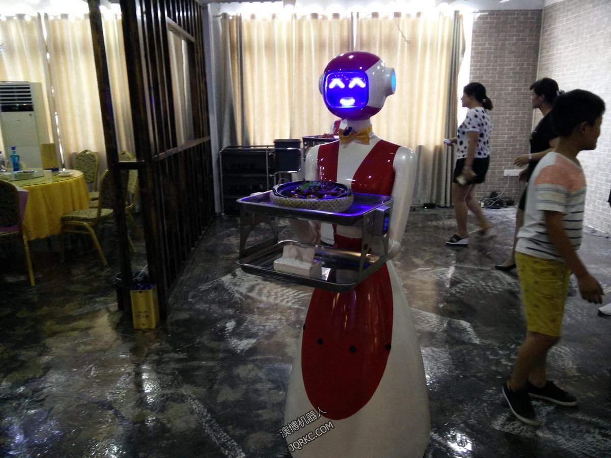 服務(wù)機(jī)器人能解決餐飲行業(yè)用工荒問題嗎？
