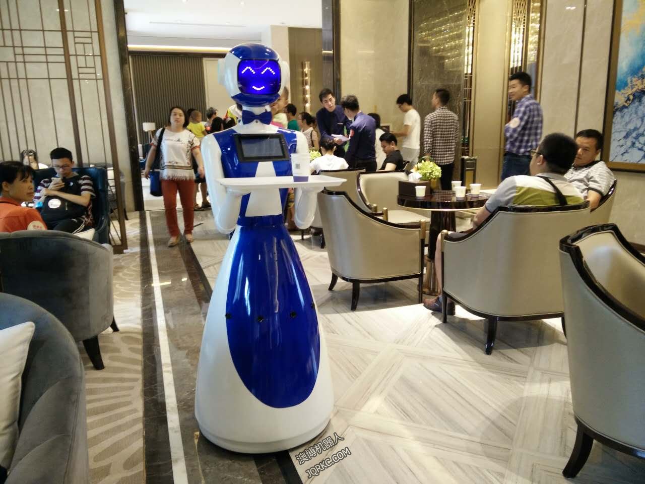 機器人做的披薩，你敢吃嗎？